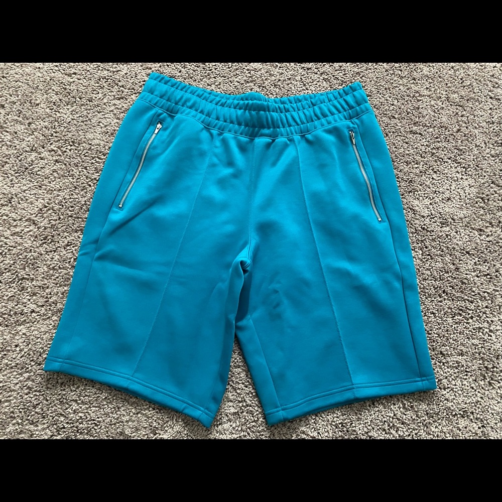 Men's Puma TMC Hussle Way Bermuda Short Casual Beach 531215 01